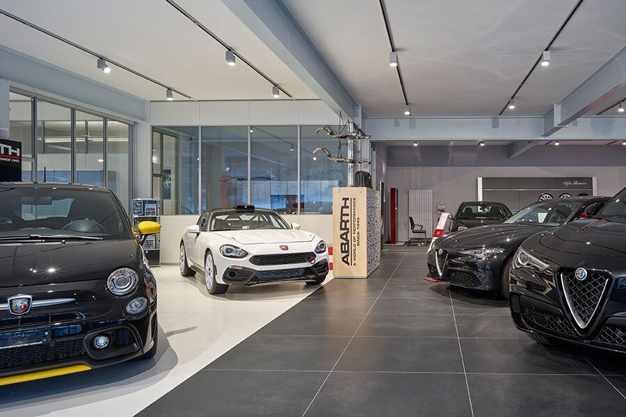 Neuer Showroom einer Autogarage