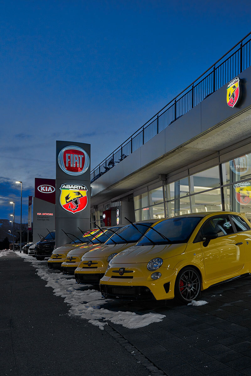 Moderner Bau f&uuml;r eine Autogarage